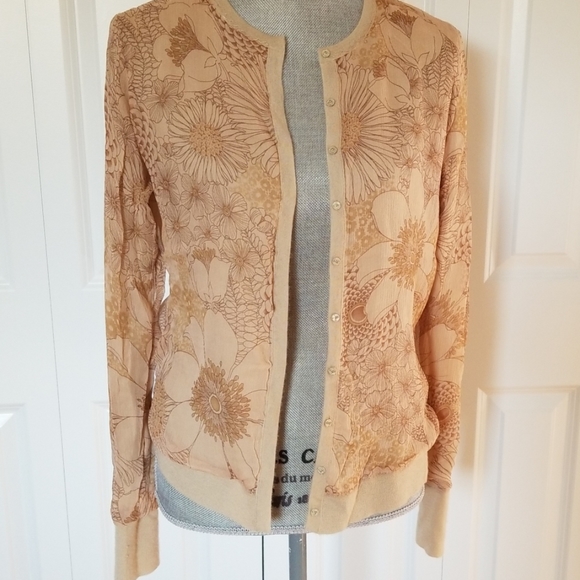 Cardigan - Picture 6 of 8